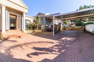 3 Bedroom Property for Sale in Glenvista Gauteng