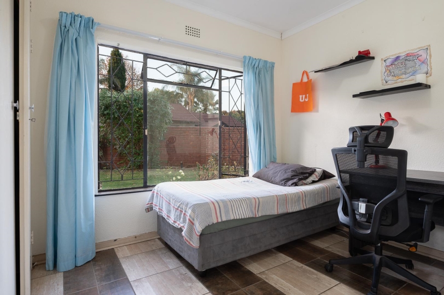 4 Bedroom Property for Sale in Brackendowns Gauteng