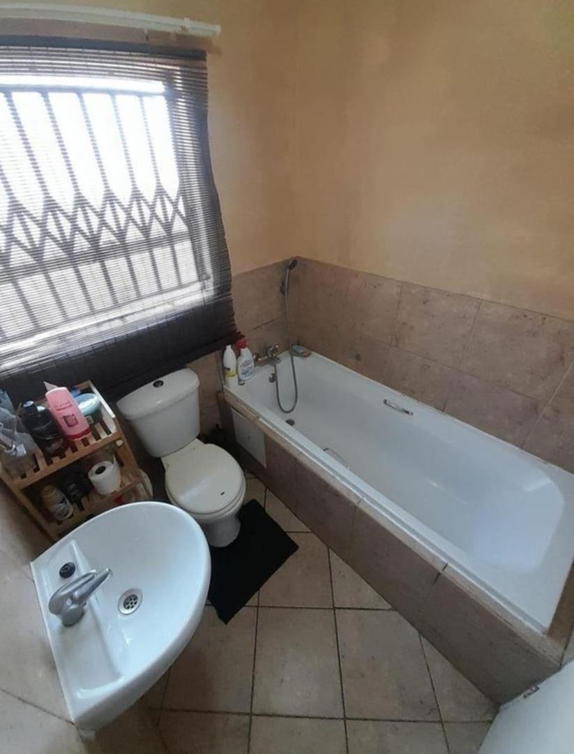 2 Bedroom Property for Sale in Atteridgeville Gauteng