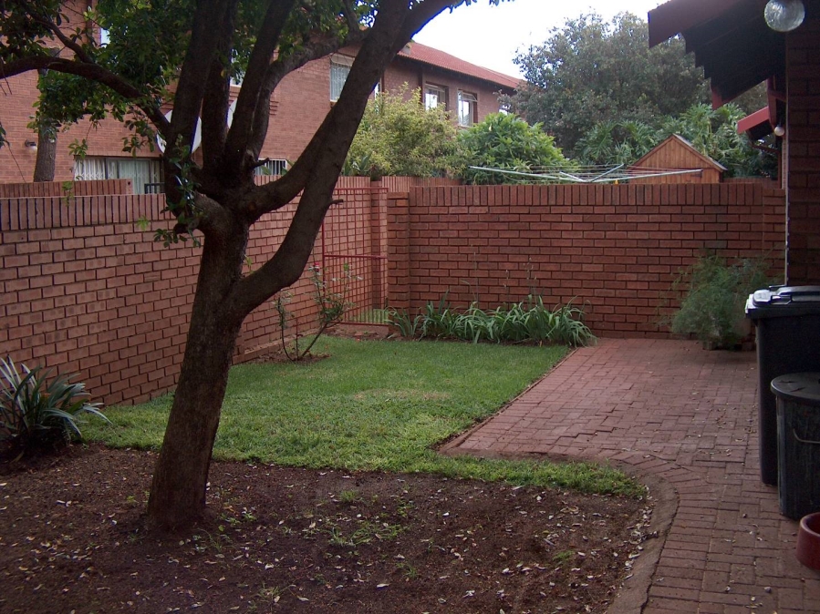 2 Bedroom Property for Sale in Wierda Park Gauteng