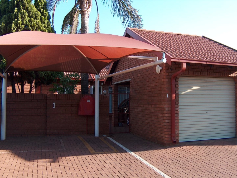 2 Bedroom Property for Sale in Wierda Park Gauteng