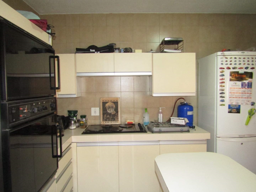 3 Bedroom Property for Sale in Corlett Gardens Gauteng