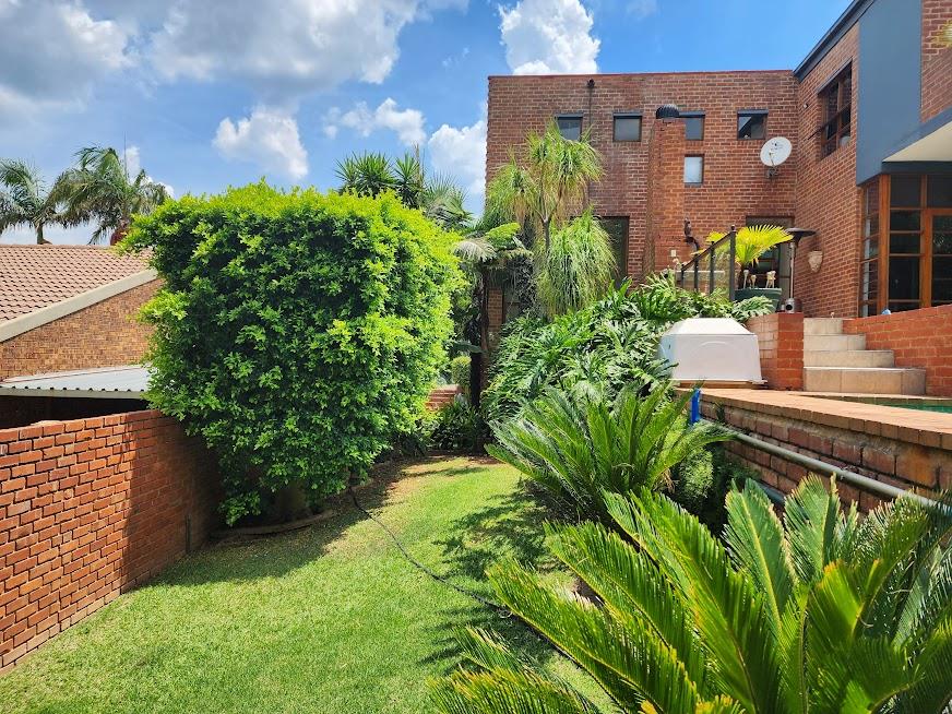 To Let 3 Bedroom Property for Rent in Moreleta Park Gauteng