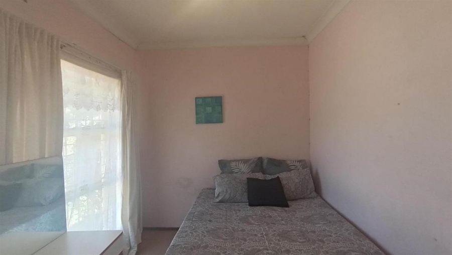 4 Bedroom Property for Sale in Glenanda Gauteng