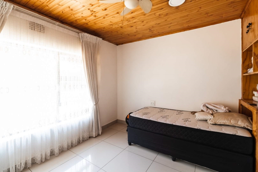 3 Bedroom Property for Sale in Lakefield Gauteng