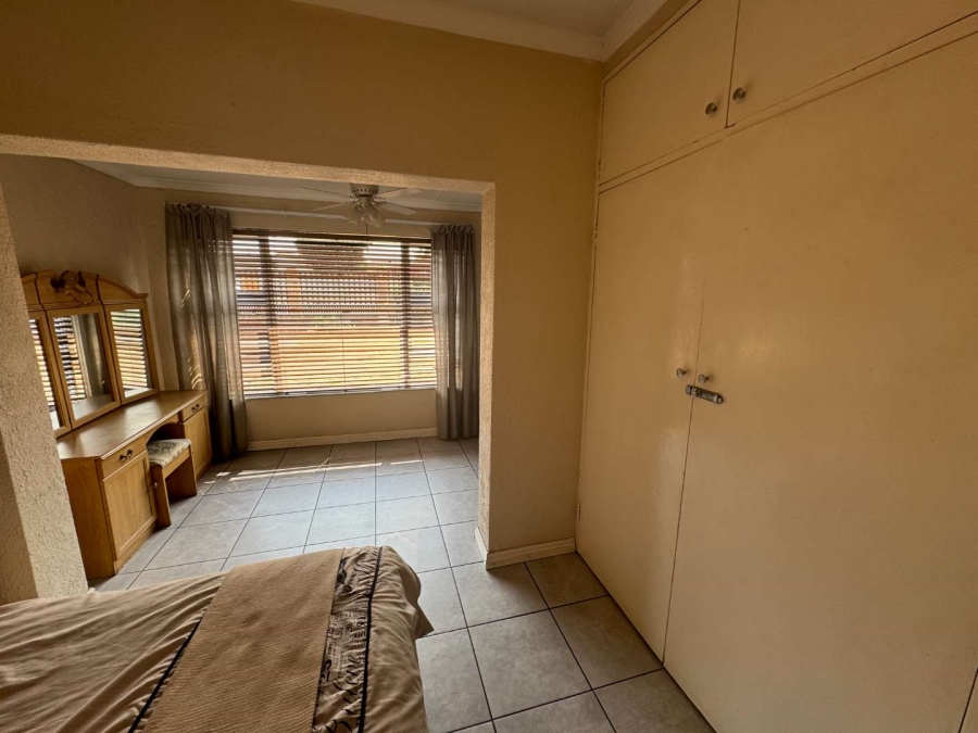 3 Bedroom Property for Sale in Verwoerdpark Gauteng