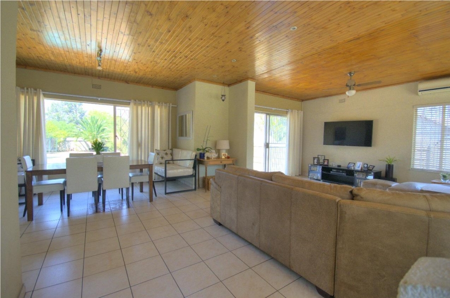 3 Bedroom Property for Sale in Brackendowns Gauteng