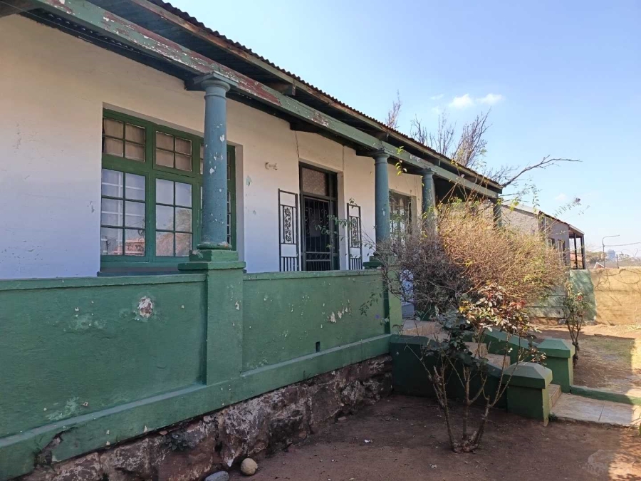 5 Bedroom Property for Sale in Brixton Gauteng