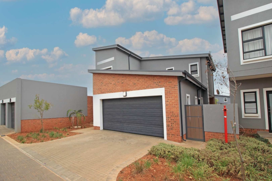 4 Bedroom Property for Sale in Montana Gauteng