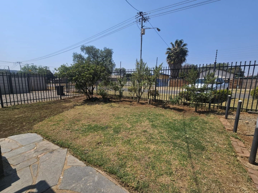 To Let 2 Bedroom Property for Rent in Daspoort Gauteng