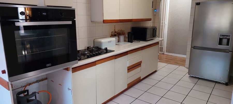 4 Bedroom Property for Sale in Randhart Gauteng