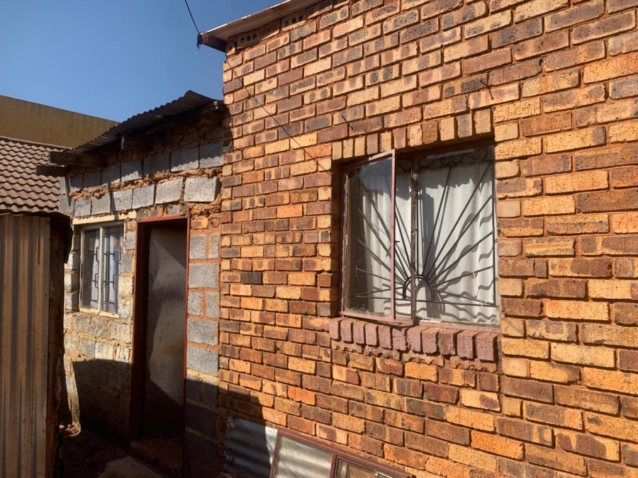 2 Bedroom Property for Sale in Klipspruit West Ext 2 Gauteng