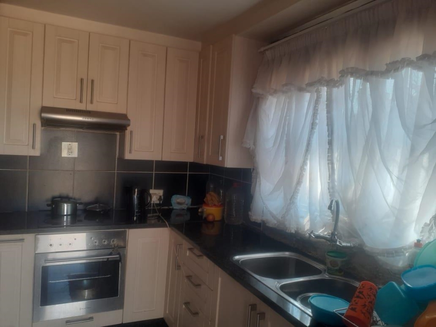 3 Bedroom Property for Sale in Palm Ridge Gauteng