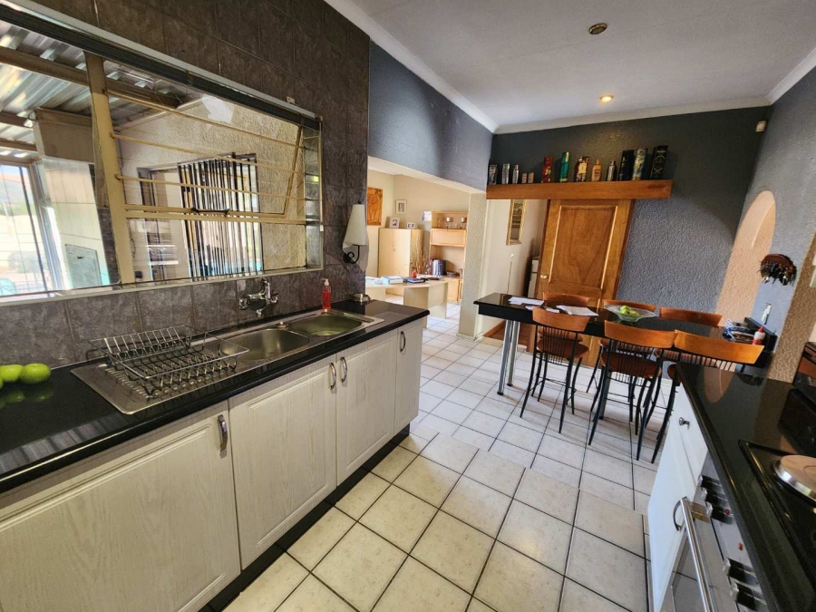 3 Bedroom Property for Sale in Verwoerdpark Gauteng