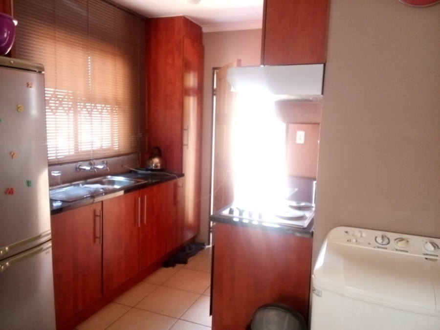 2 Bedroom Property for Sale in Mamelodi East Gauteng