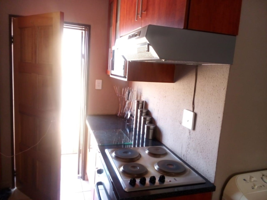 2 Bedroom Property for Sale in Mamelodi East Gauteng