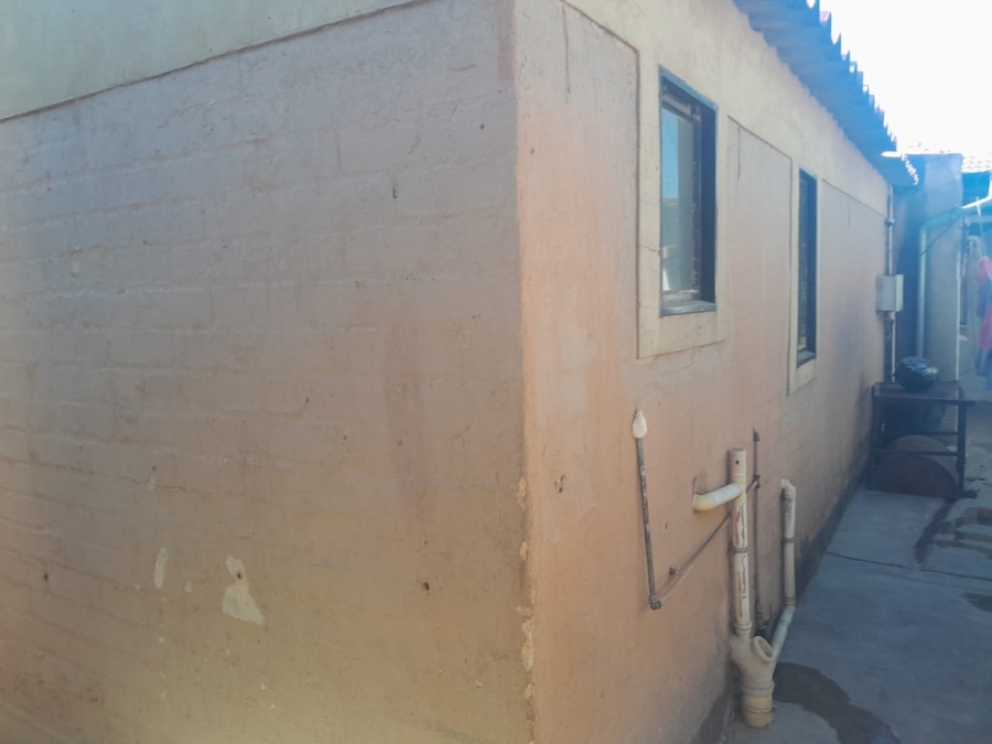 2 Bedroom Property for Sale in Kaalfontein Gauteng