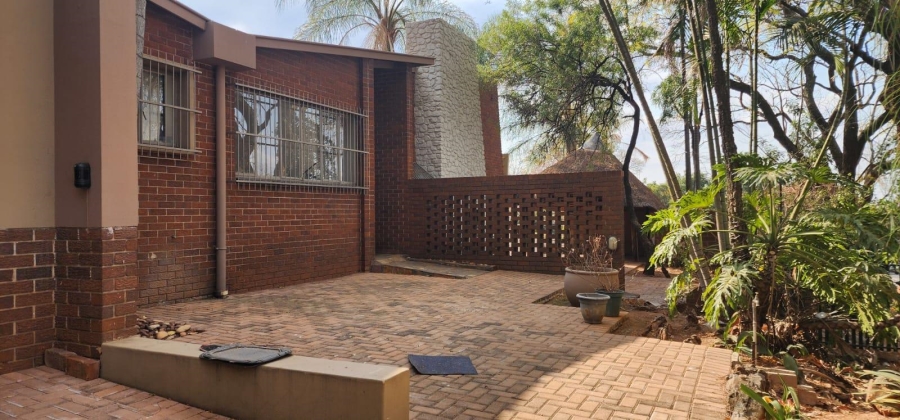 4 Bedroom Property for Sale in Pretoria North Gauteng