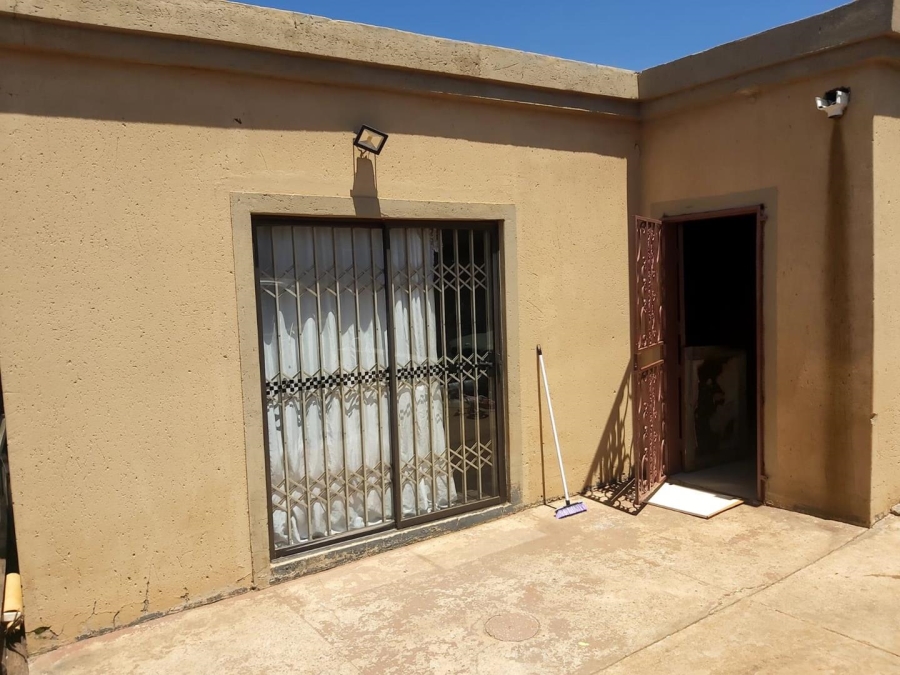 3 Bedroom Property for Sale in Devland Gauteng