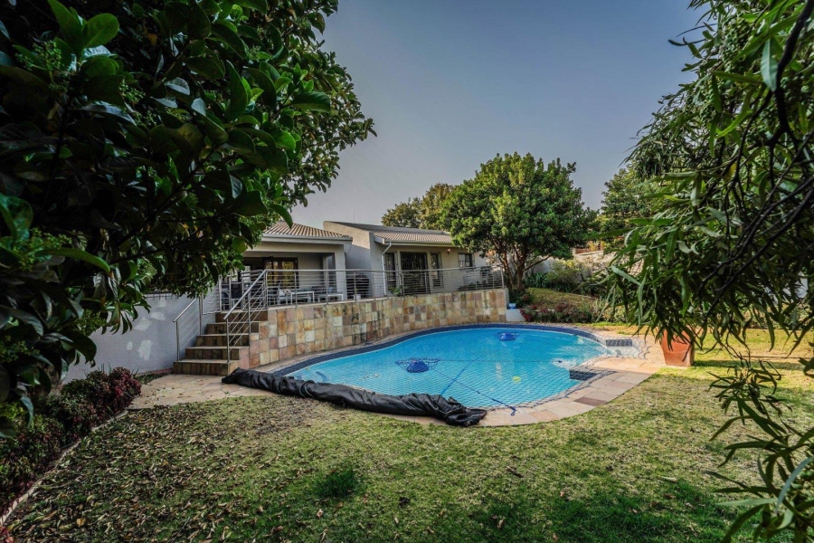 To Let 3 Bedroom Property for Rent in Hurlingham Manor Gauteng