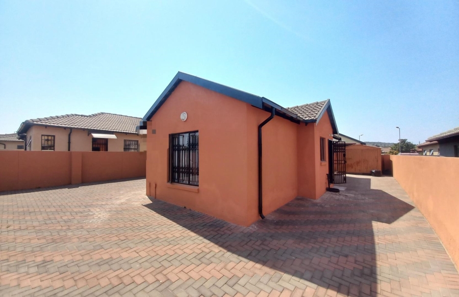 3 Bedroom Property for Sale in Elandspoort Gauteng