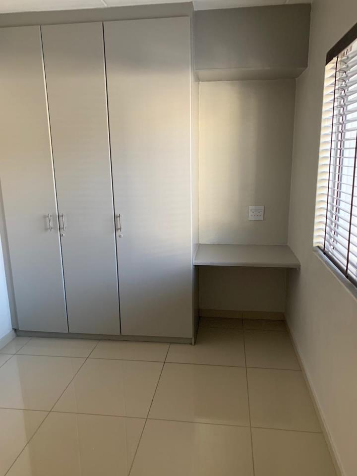 To Let 2 Bedroom Property for Rent in Sandton Central Gauteng