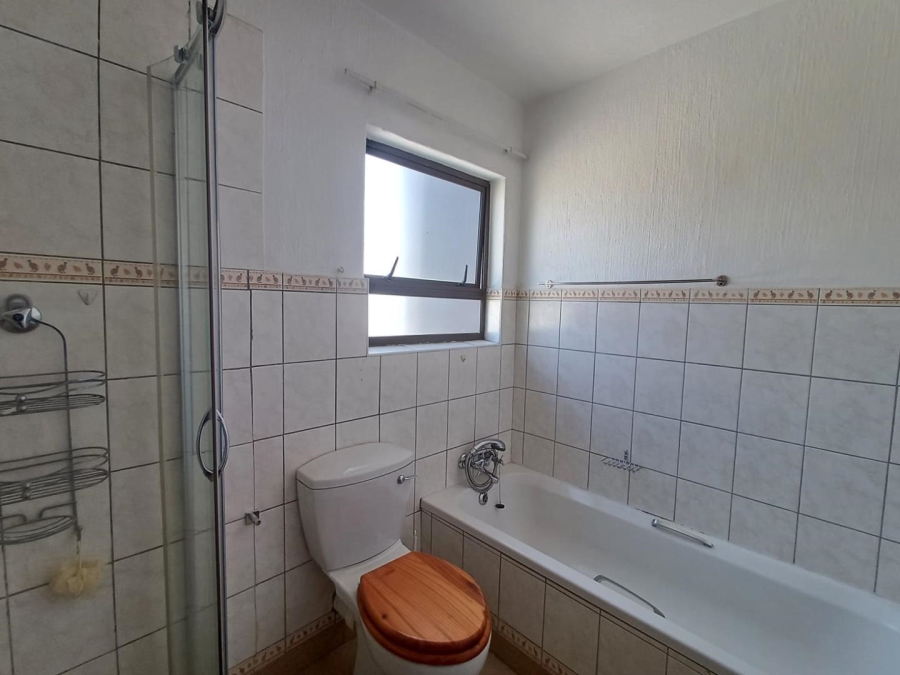 2 Bedroom Property for Sale in Northcliff Gauteng