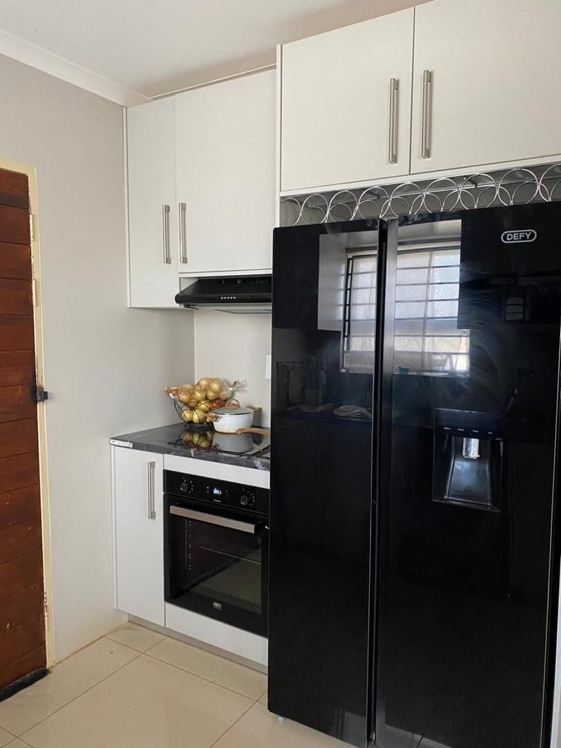 3 Bedroom Property for Sale in Clayville Gauteng