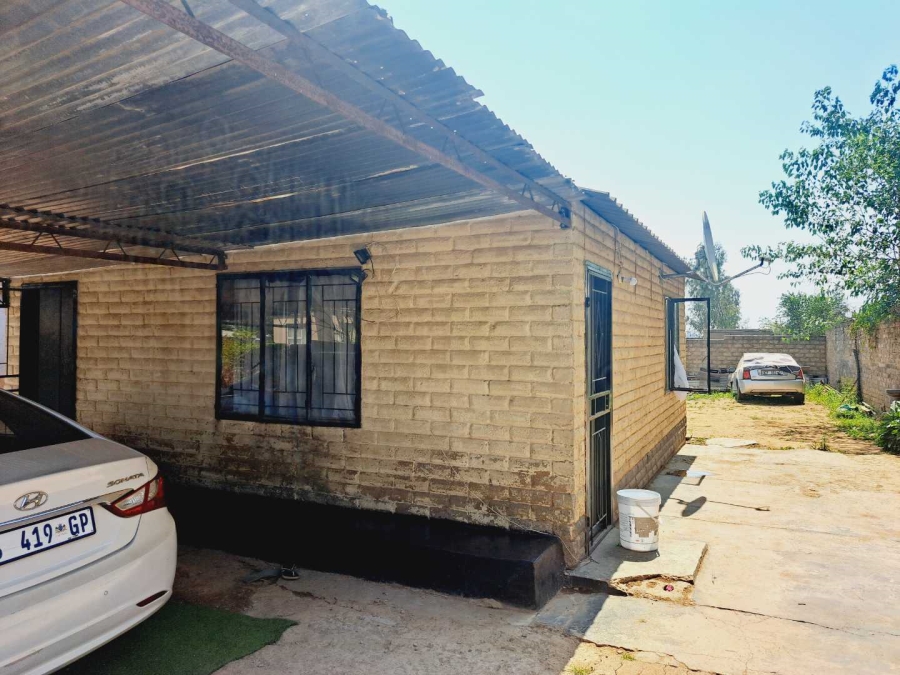 2 Bedroom Property for Sale in Mamelodi East Gauteng