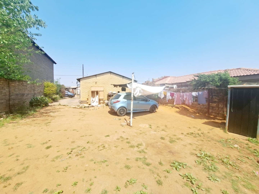 2 Bedroom Property for Sale in Mamelodi East Gauteng