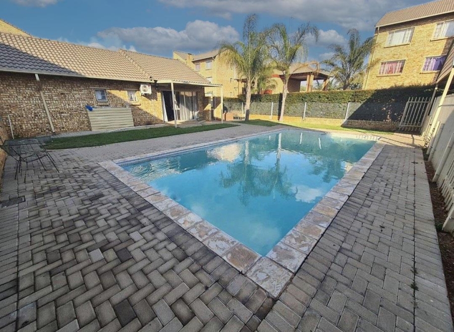 To Let 3 Bedroom Property for Rent in Celtisdal Gauteng