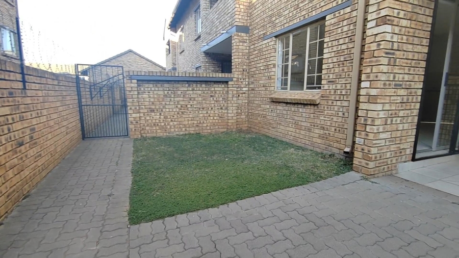 To Let 2 Bedroom Property for Rent in Celtisdal Gauteng