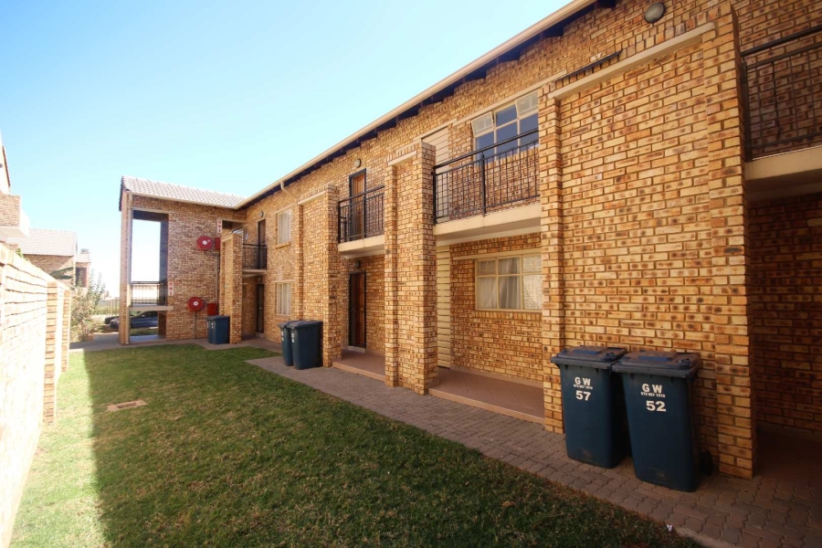 To Let 2 Bedroom Property for Rent in Celtisdal Gauteng