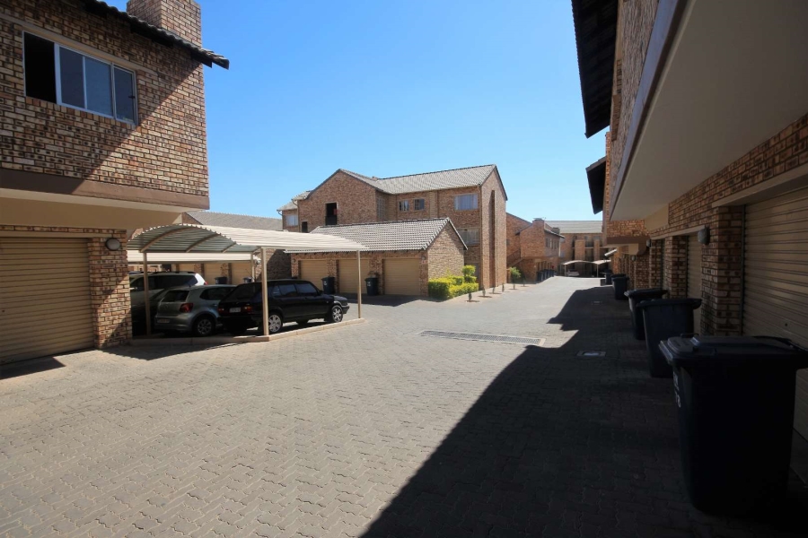 To Let 2 Bedroom Property for Rent in Celtisdal Gauteng