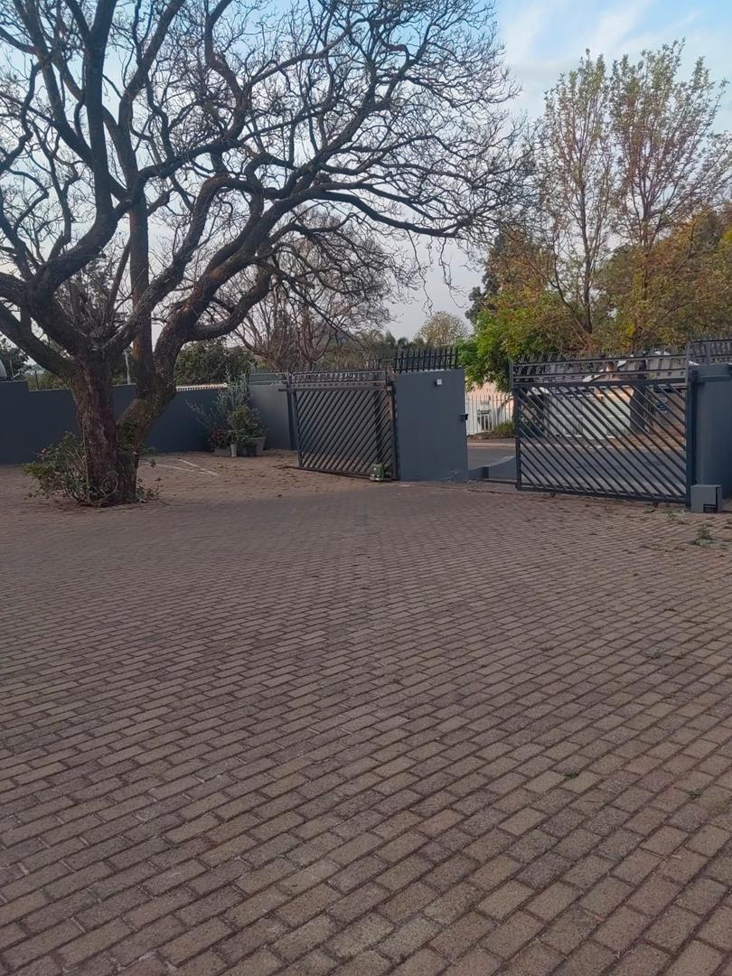 To Let 2 Bedroom Property for Rent in Randpark Ridge Gauteng