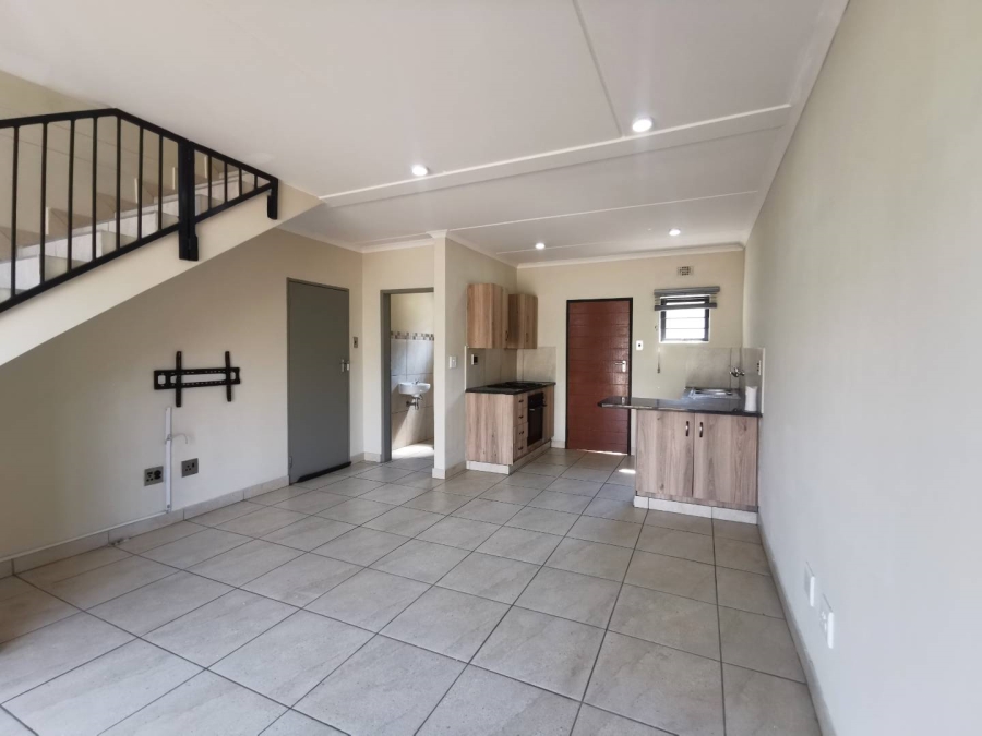 3 Bedroom Property for Sale in Albertsdal Gauteng