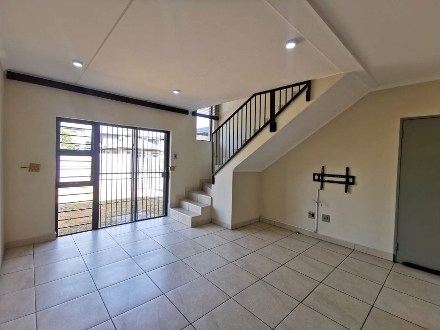 3 Bedroom Property for Sale in Albertsdal Gauteng