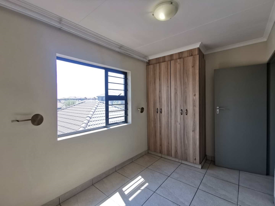 3 Bedroom Property for Sale in Albertsdal Gauteng