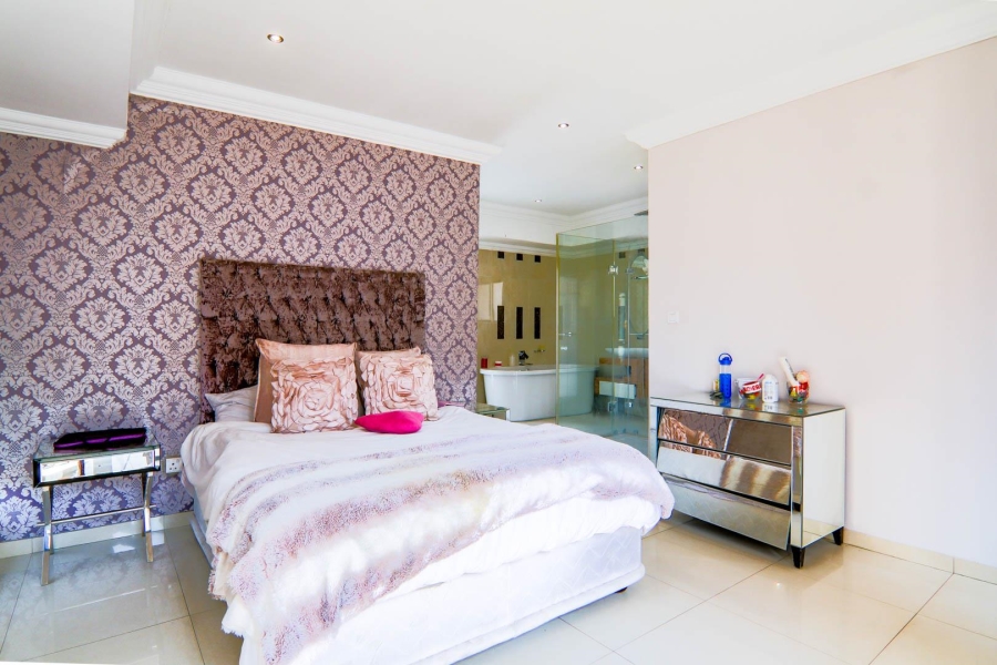 5 Bedroom Property for Sale in Sagewood Gauteng