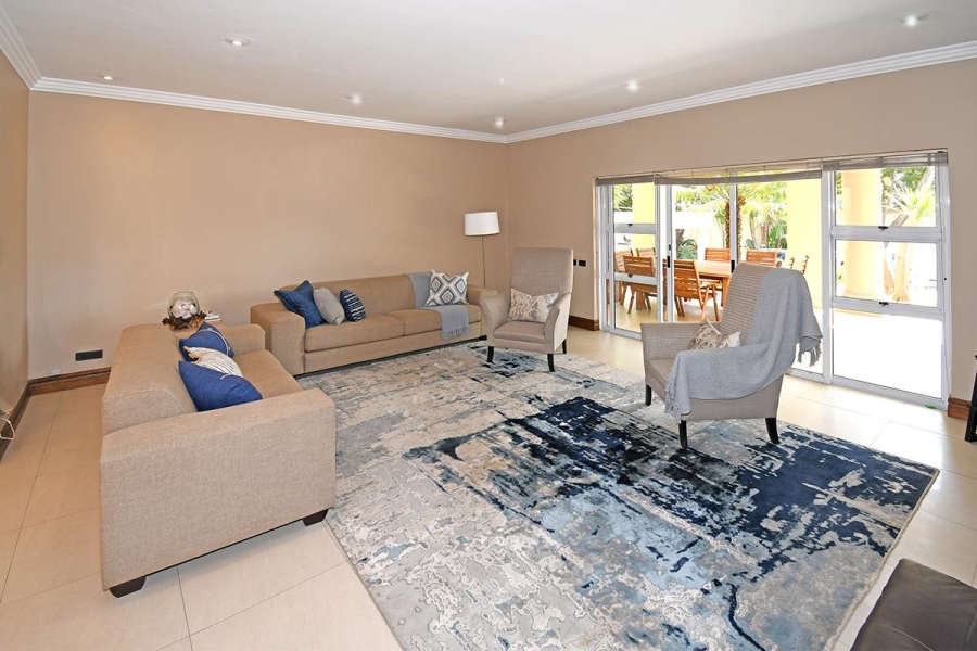 6 Bedroom Property for Sale in Morningside Gauteng