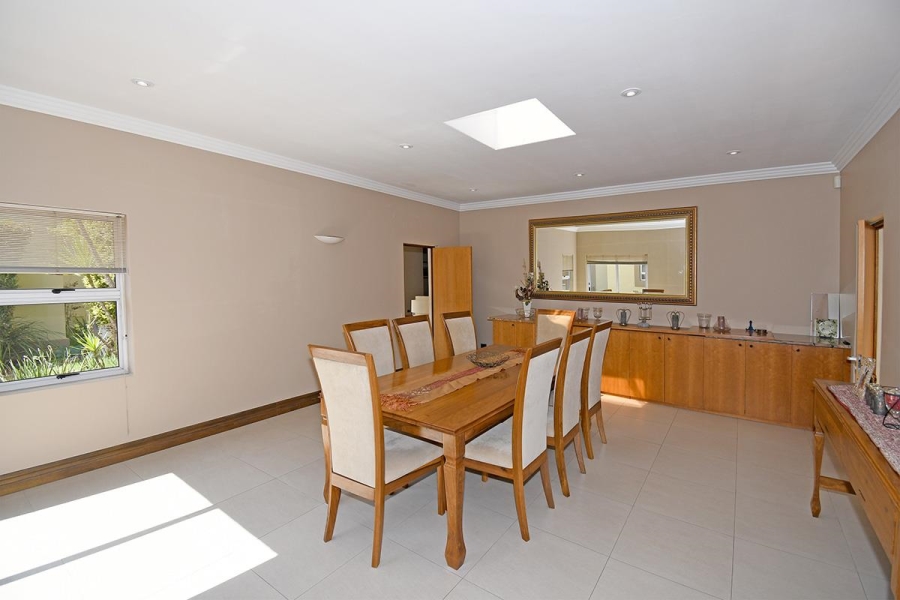 6 Bedroom Property for Sale in Morningside Gauteng