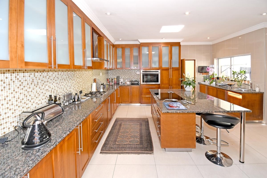 6 Bedroom Property for Sale in Morningside Gauteng