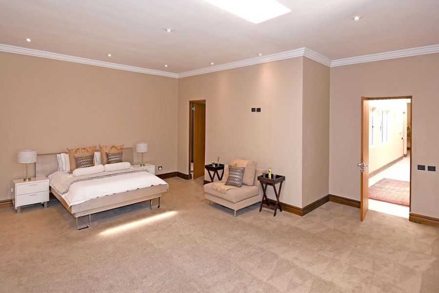 6 Bedroom Property for Sale in Morningside Gauteng