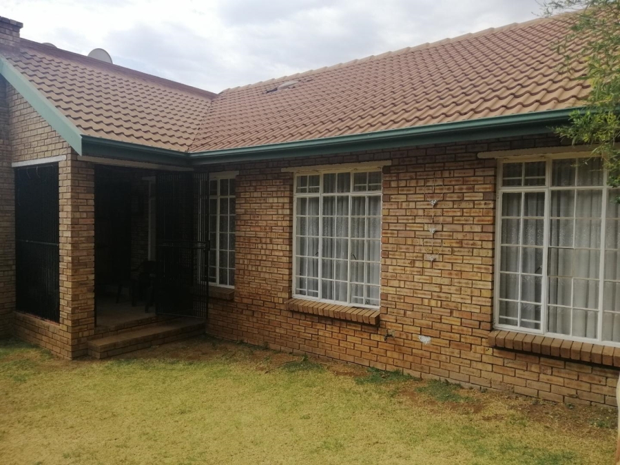 3 Bedroom Property for Sale in Castleview Gauteng