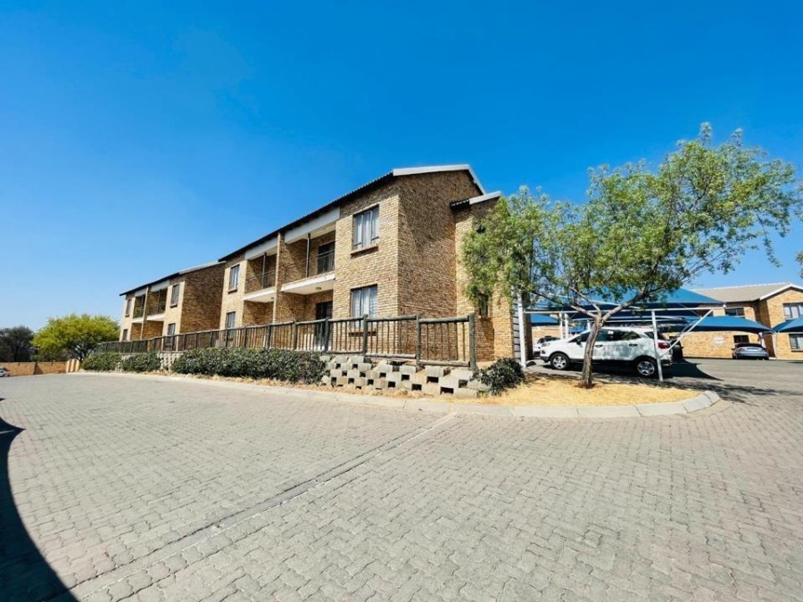 2 Bedroom Property for Sale in South Crest Gauteng