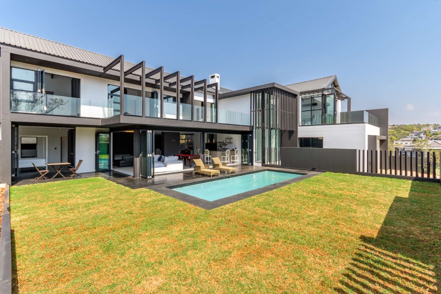 5 Bedroom Property for Sale in Helderfontein Estate Gauteng