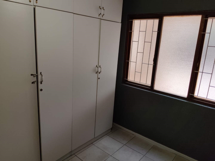 2 Bedroom Property for Sale in Weltevreden Park Gauteng