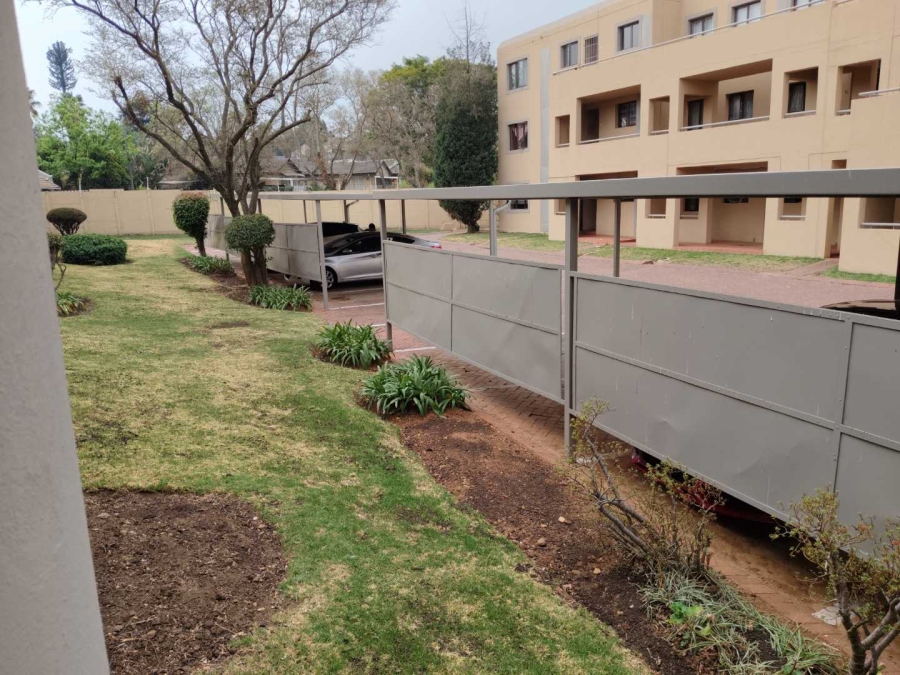 2 Bedroom Property for Sale in Weltevreden Park Gauteng