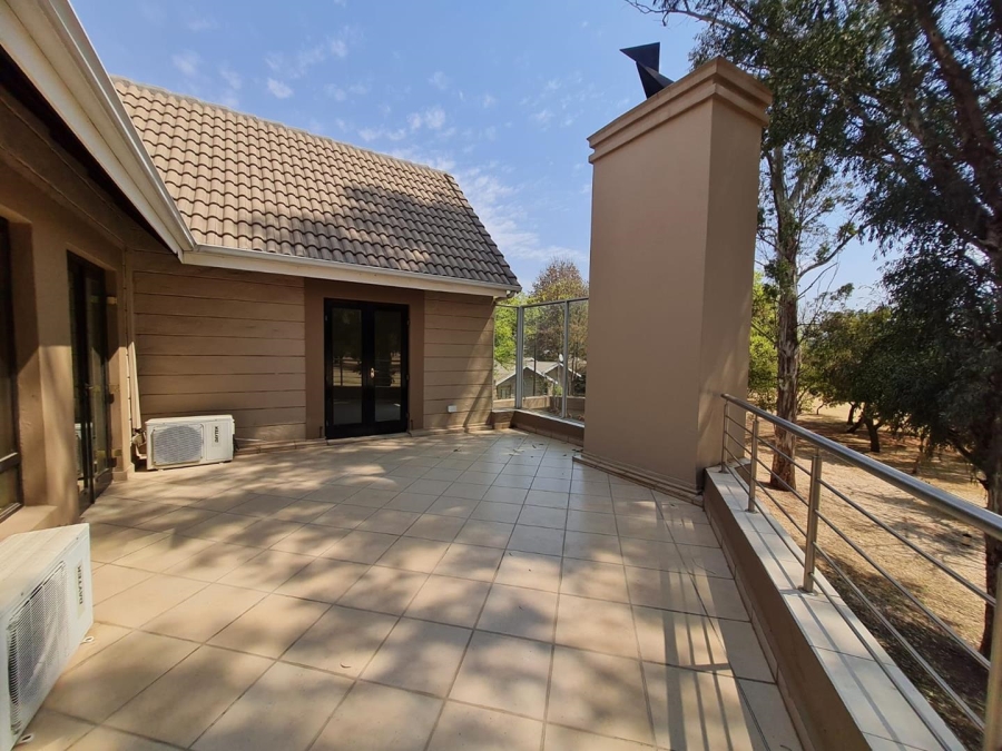 4 Bedroom Property for Sale in Zwartkop Golf Estate Gauteng