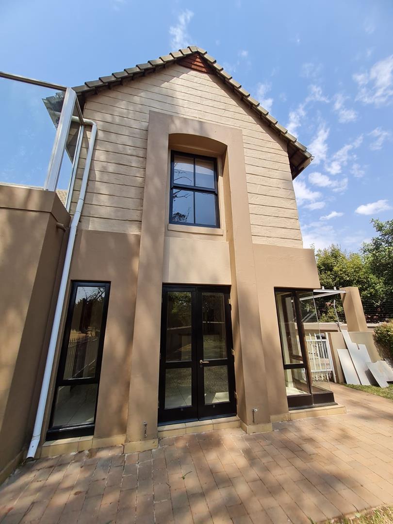 4 Bedroom Property for Sale in Zwartkop Golf Estate Gauteng